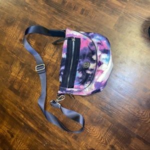 Lululemon purse